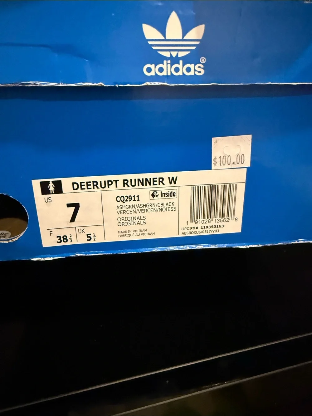 adidas Deerupt Runner W Sneakers in Off-White
